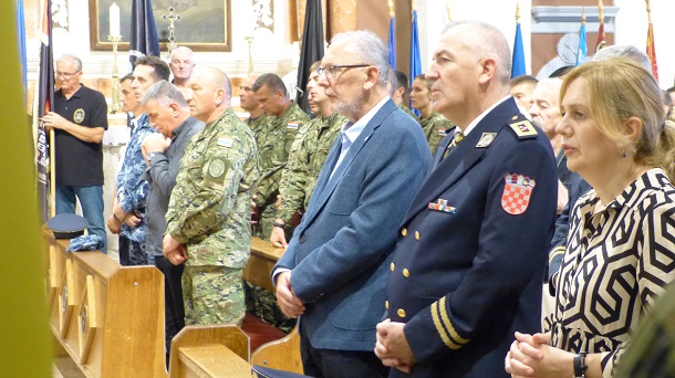 HODOCASCE-VOJSKE-POLICIJE-I-BRANITELJA-2022-35