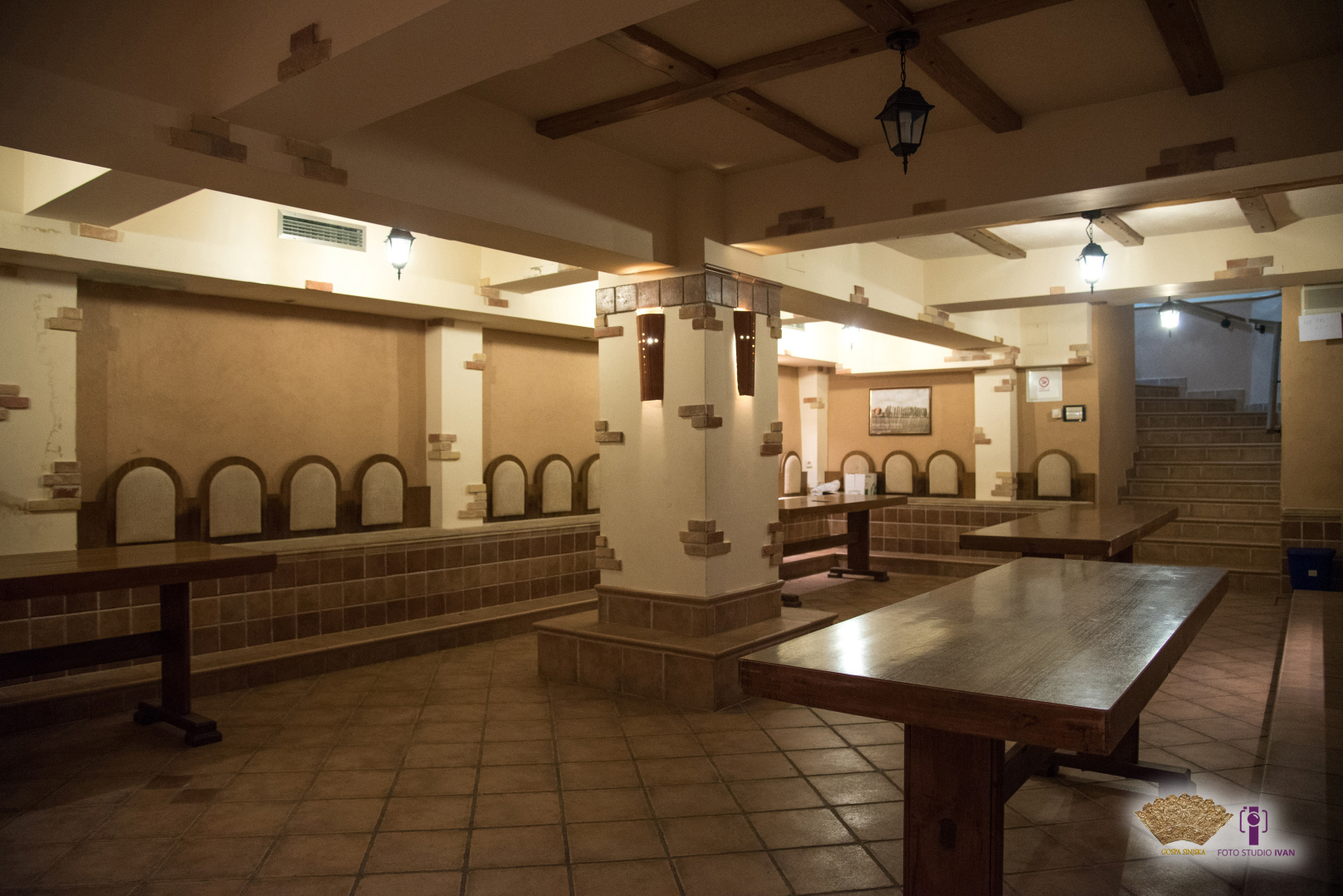 hodocasnicka dvorana 1