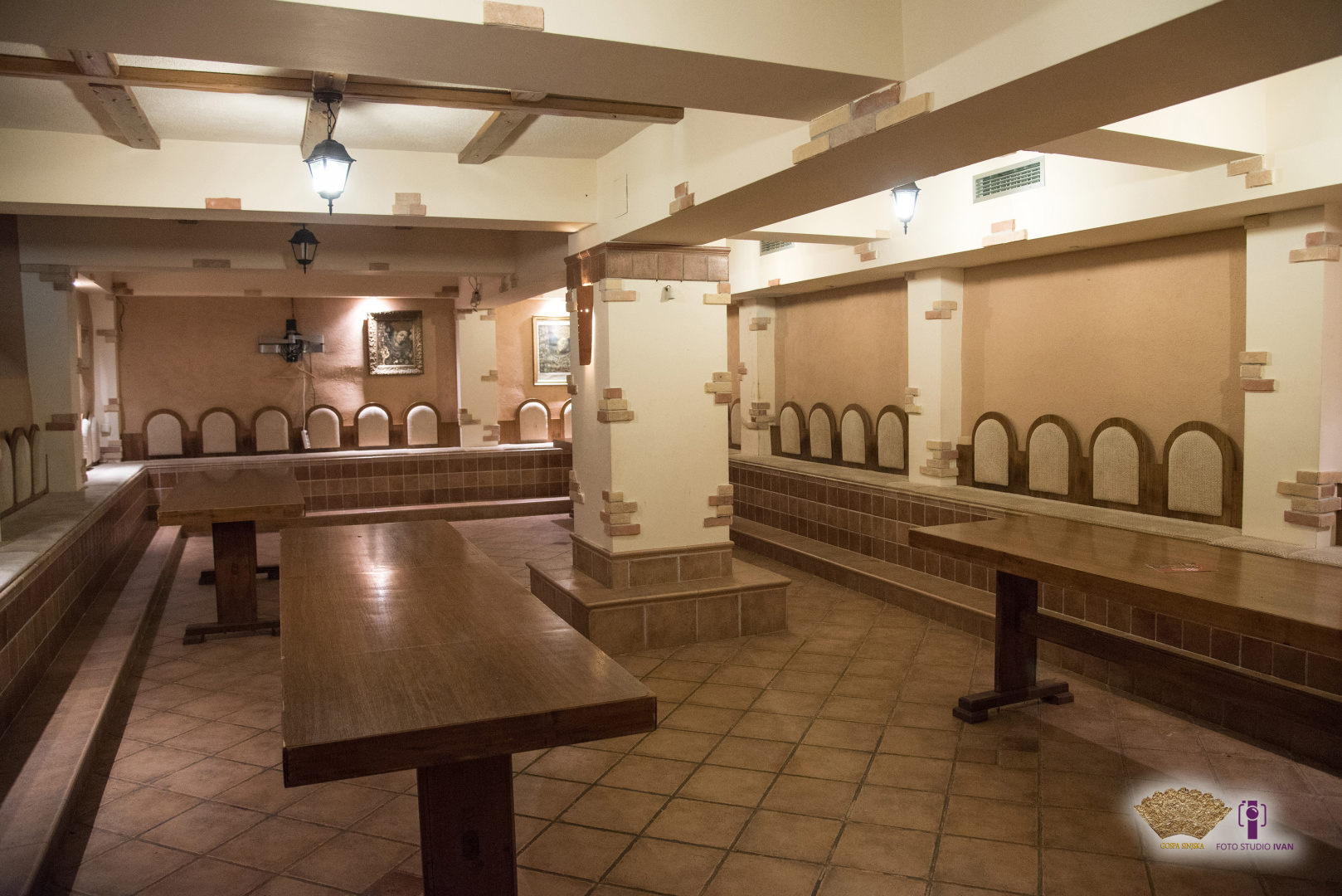 hodocasnicka dvorana 4